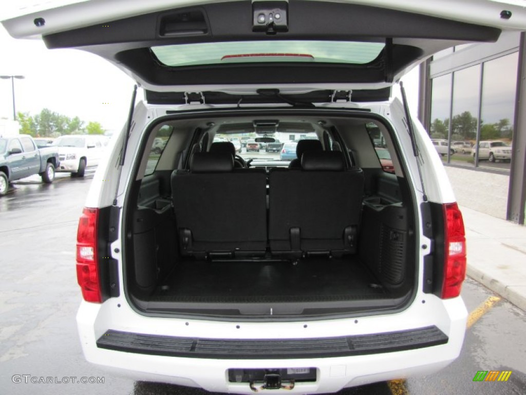 2009 Chevrolet Suburban LS 4x4 Trunk Photo #52449559