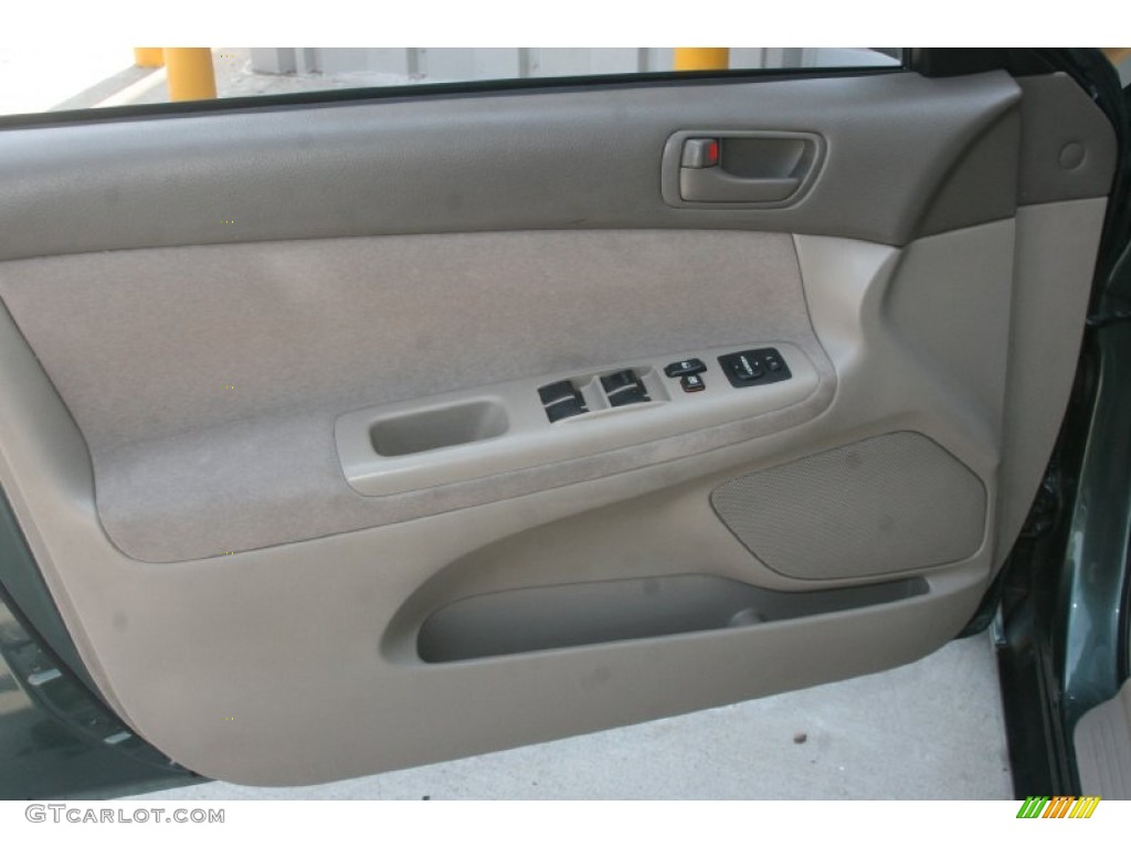 2003 Camry LE - Aspen Green Pearl / Taupe photo #17