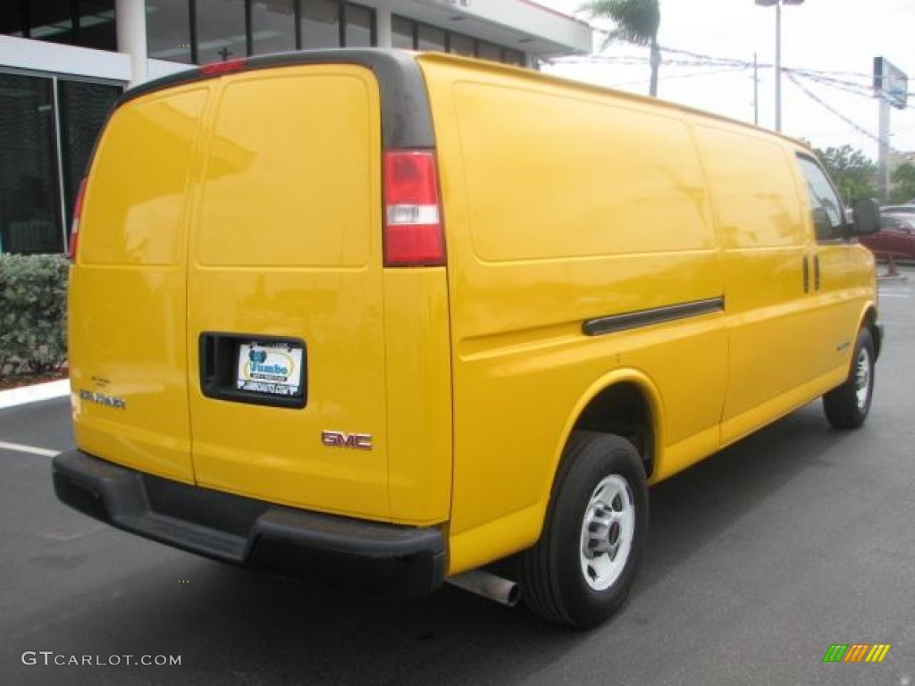 2006 Savana Van 2500 Extended Cargo - Yellow / Medium Pewter photo #8