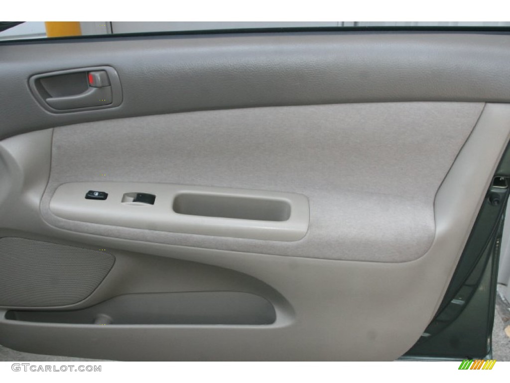 2003 Camry LE - Aspen Green Pearl / Taupe photo #29