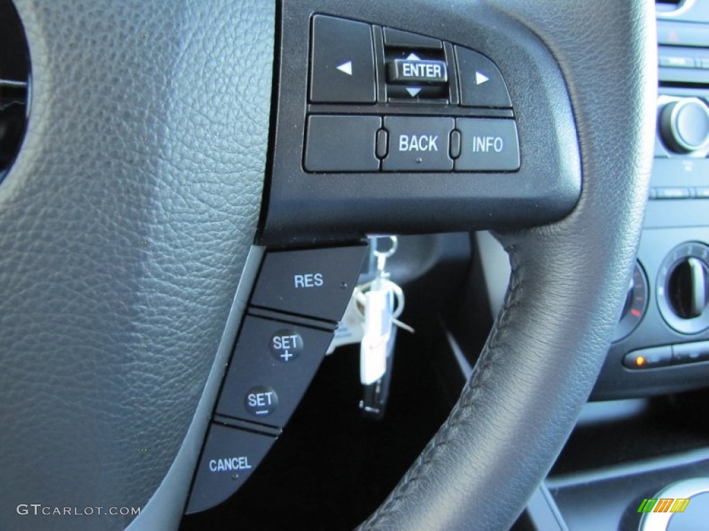 2010 Mazda CX-7 i Sport Controls Photo #52449784