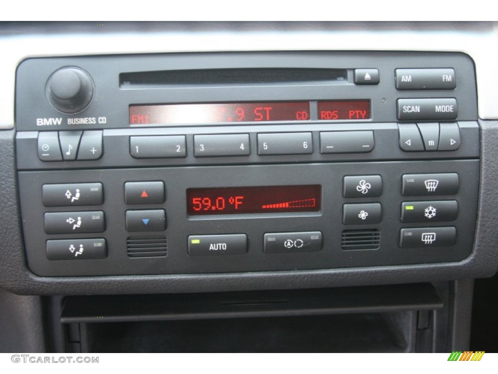 2005 BMW 3 Series 330i Coupe Controls Photo #52450021