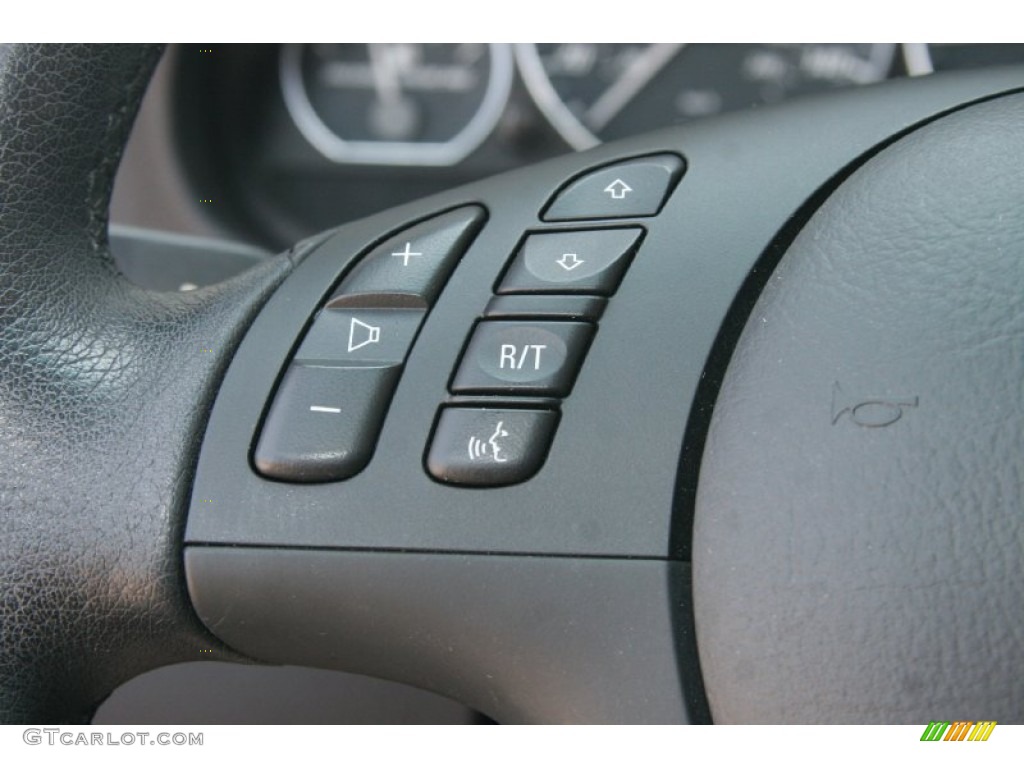 2005 BMW 3 Series 330i Coupe Controls Photo #52450070