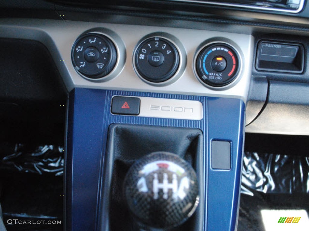 2008 Scion xB Standard xB Model Controls Photo #52450501