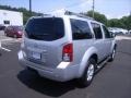 Silver Lightning - Pathfinder S 4x4 Photo No. 31