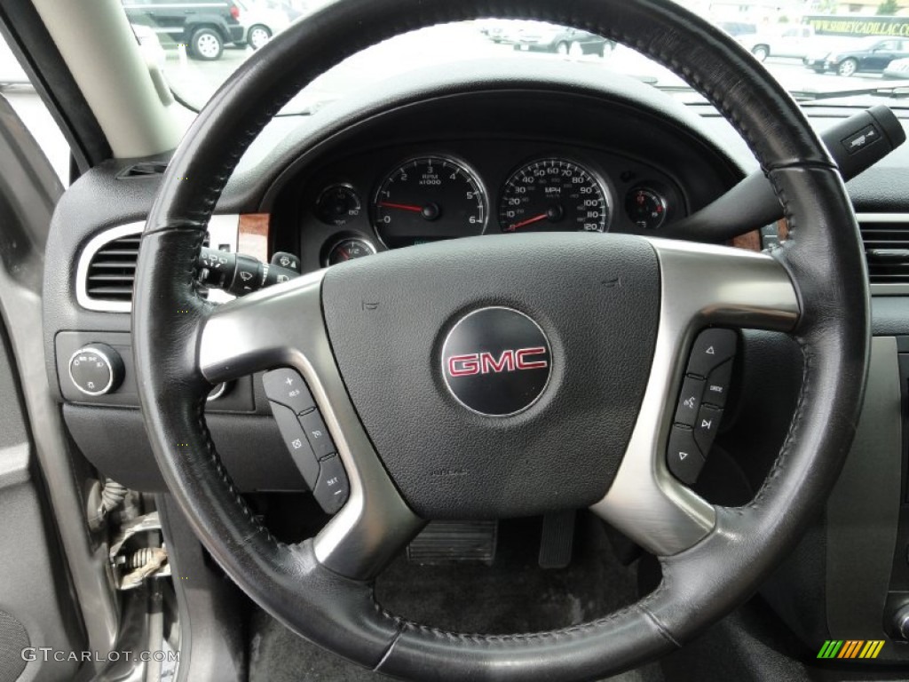 2007 GMC Yukon SLT 4x4 Ebony Black Steering Wheel Photo #52456595