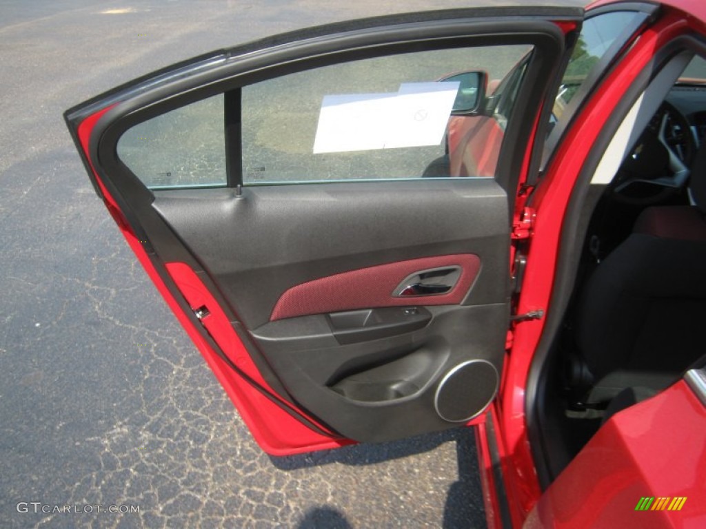 2012 Chevrolet Cruze LT/RS Jet Black/Sport Red Door Panel Photo #52457675