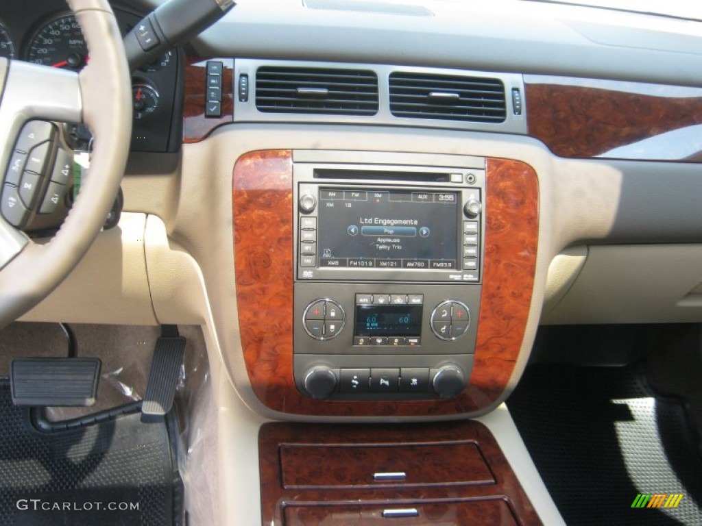 2011 Suburban LTZ - Summit White / Light Cashmere/Dark Cashmere photo #9