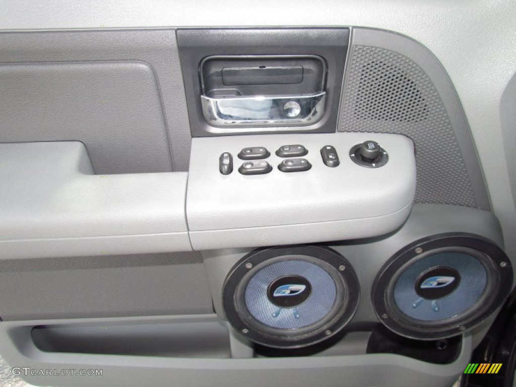 2006 F150 XLT SuperCrew - Black / Black photo #13