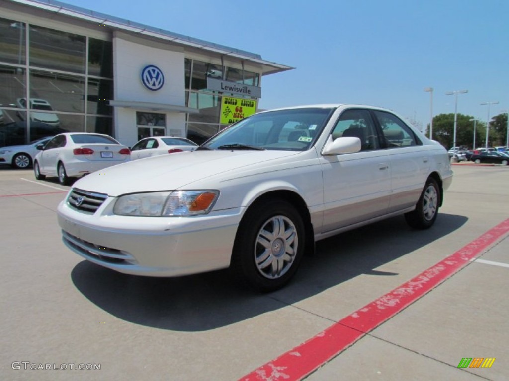 2001 Camry LE - Super White / Oak photo #1