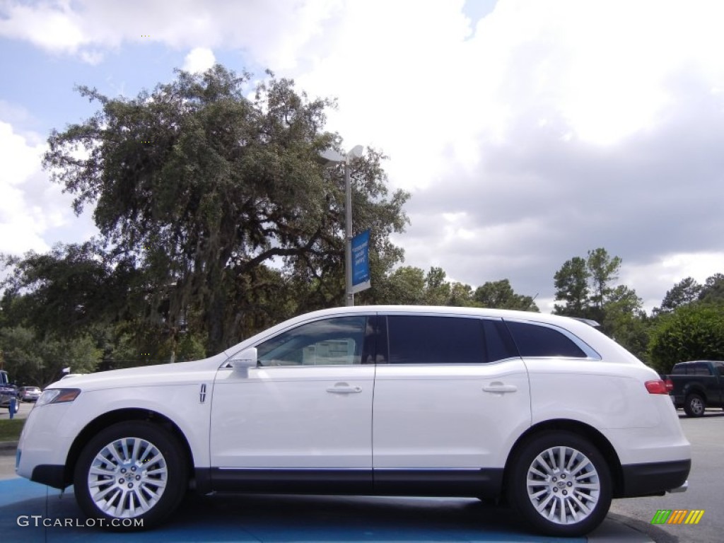 White Platinum Metallic Tri-Coat 2012 Lincoln MKT FWD Exterior Photo #52463225