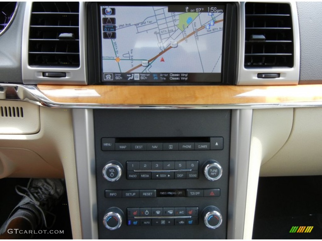 2012 Lincoln MKZ FWD Navigation Photo #52463540