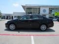 Black - Jetta SE Sedan Photo No. 2