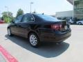 Black - Jetta SE Sedan Photo No. 3