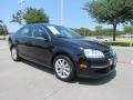 Black - Jetta SE Sedan Photo No. 7
