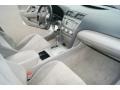 Super White - Camry LE Photo No. 13