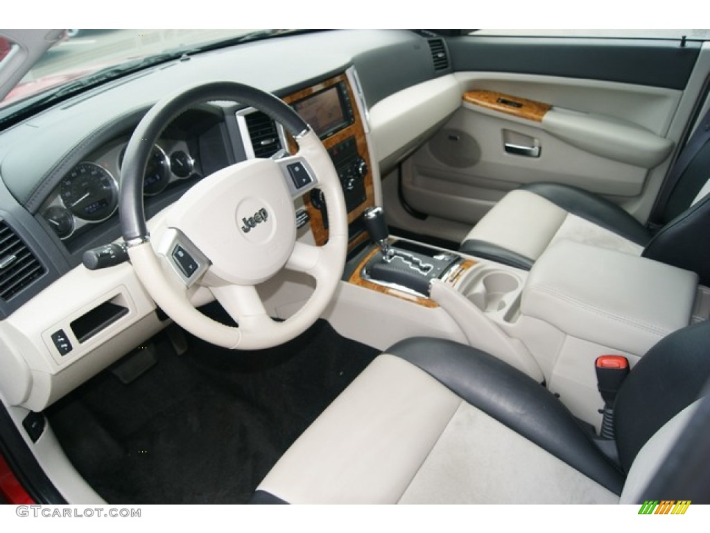 Dark Slate Gray/Light Graystone Interior 2010 Jeep Grand Cherokee Limited 4x4 Photo #52466531