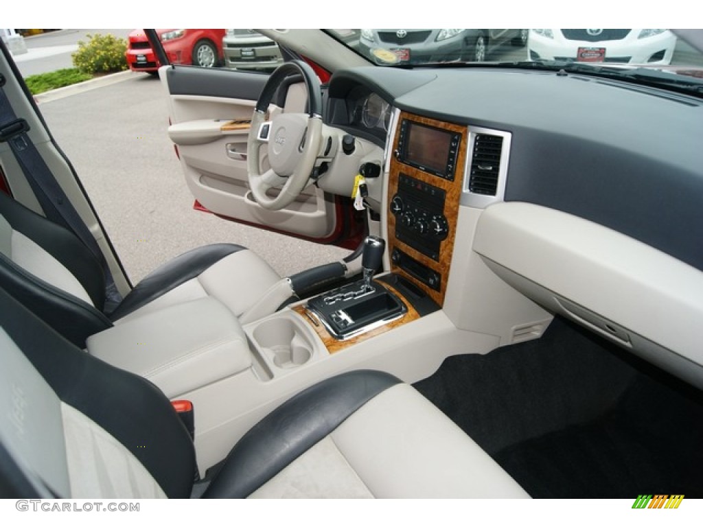 2010 Jeep Grand Cherokee Limited 4x4 Dark Slate Gray/Light Graystone Dashboard Photo #52466585