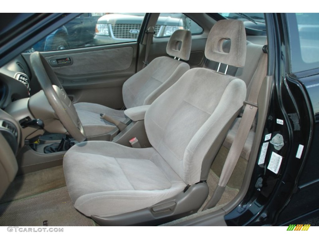 Beige Interior 1997 Acura Integra LS Coupe Photo #52467464