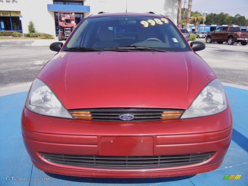 2004 Focus SE Wagon - Sangria Red Metallic / Medium Parchment photo #8