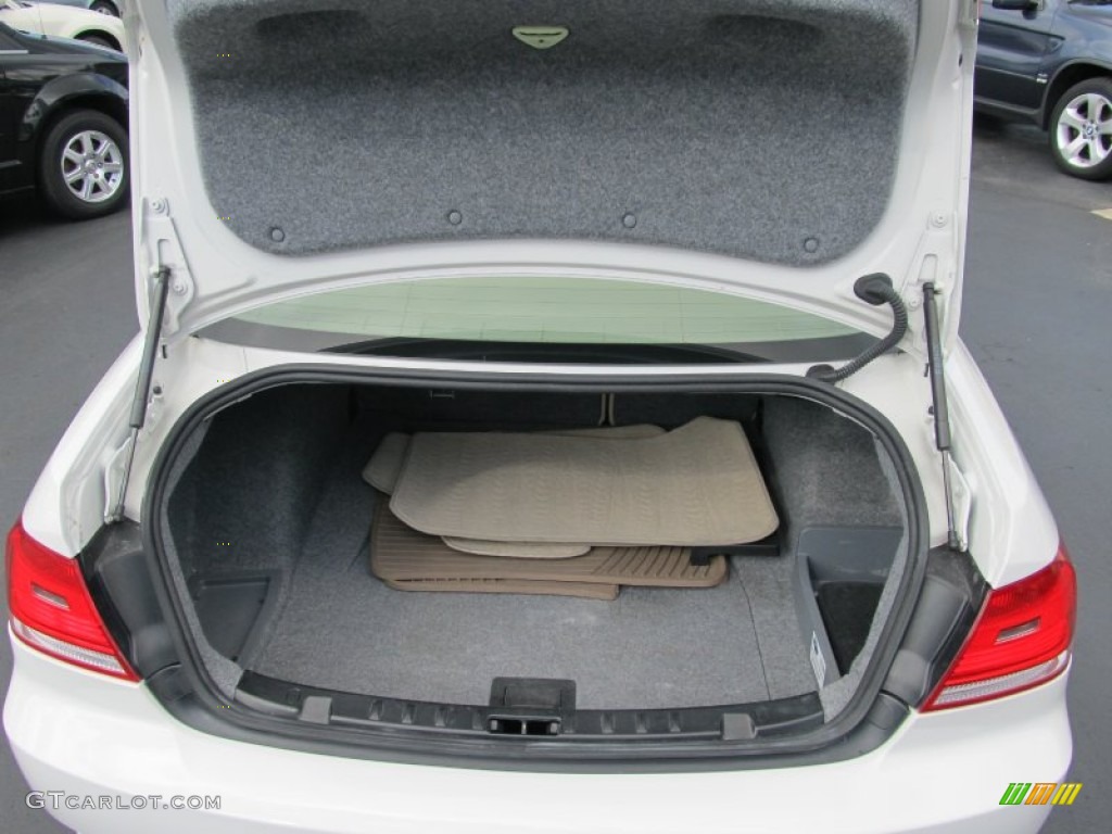 2009 BMW 3 Series 328xi Coupe Trunk Photo #52468424
