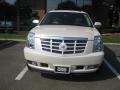 White Diamond - Escalade Luxury AWD Photo No. 3