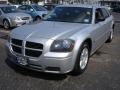 2005 Bright Silver Metallic Dodge Magnum SXT  photo #1