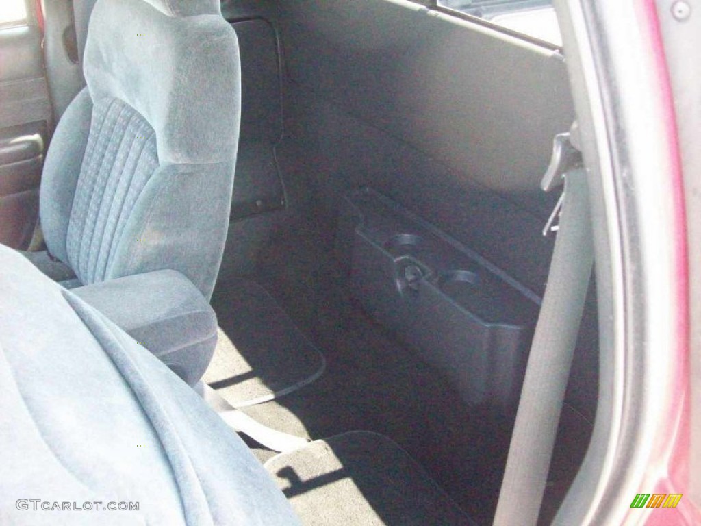 1998 S10 LS Extended Cab - Medium Red Metallic / Graphite photo #20