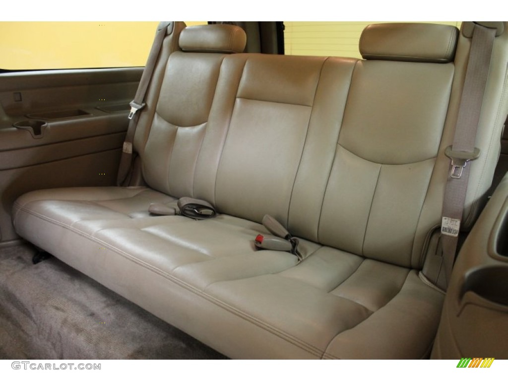 Tan/Neutral Interior 2004 Chevrolet Suburban 1500 LT 4x4 Photo #52481000