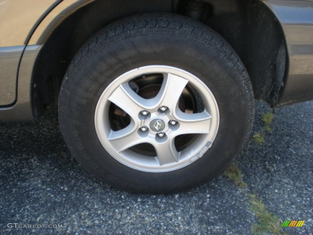 2004 Hyundai Santa Fe Standard Santa Fe Model Wheel Photo #52481780