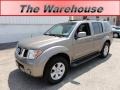 Granite Metallic - Pathfinder LE 4x4 Photo No. 1