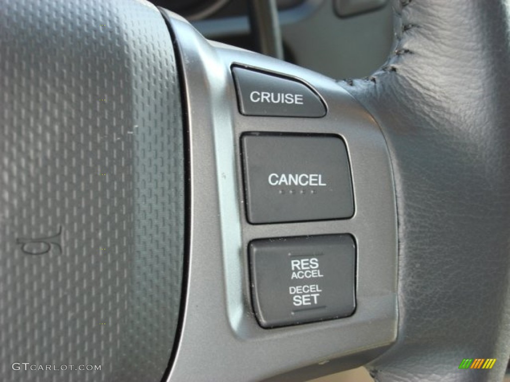 2011 Honda Ridgeline RTL Controls Photo #52483970