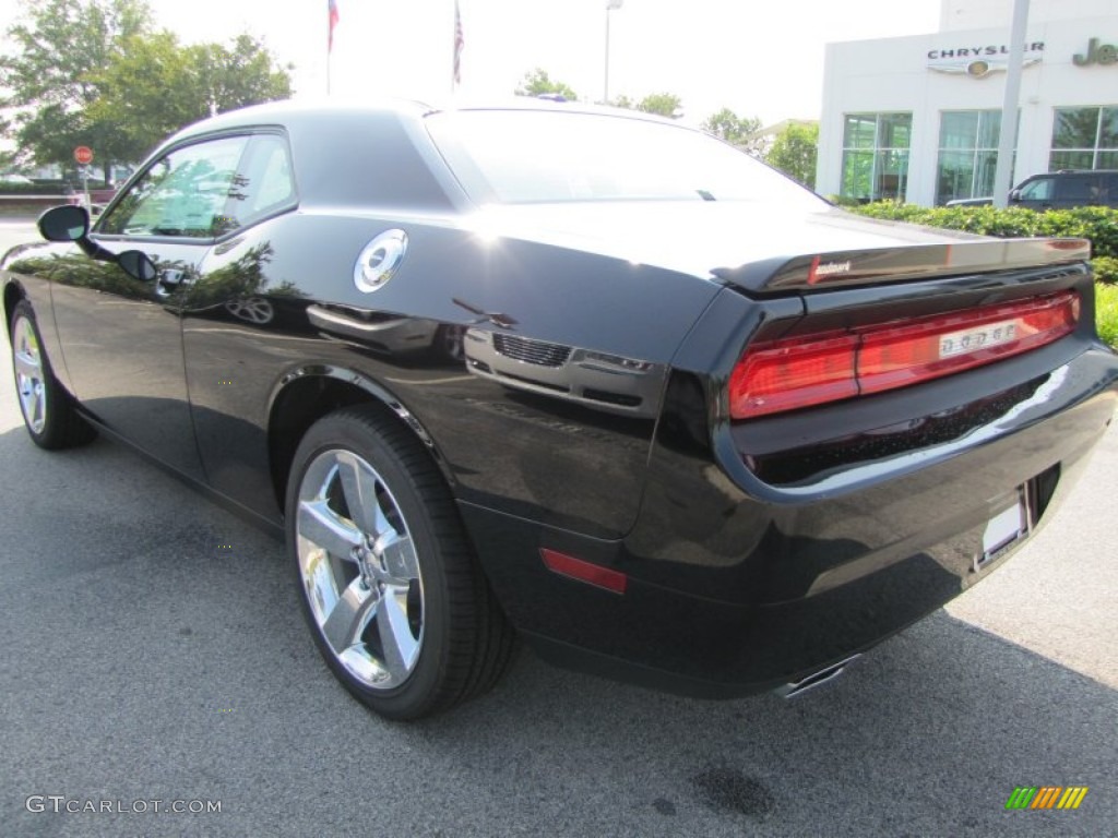 2011 Challenger SE - Black / Dark Slate Gray photo #2