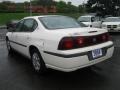2004 White Chevrolet Impala   photo #10