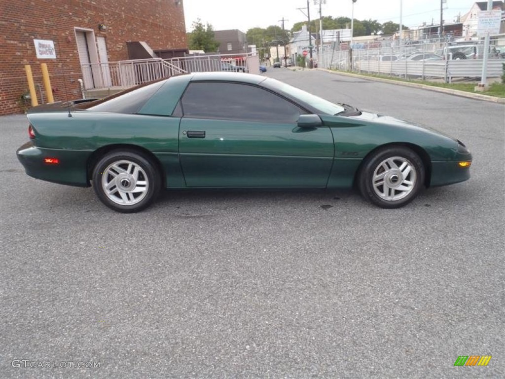 Polo Green Metallic 1996 Chevrolet Camaro Z28 Coupe Exterior Photo #52490681