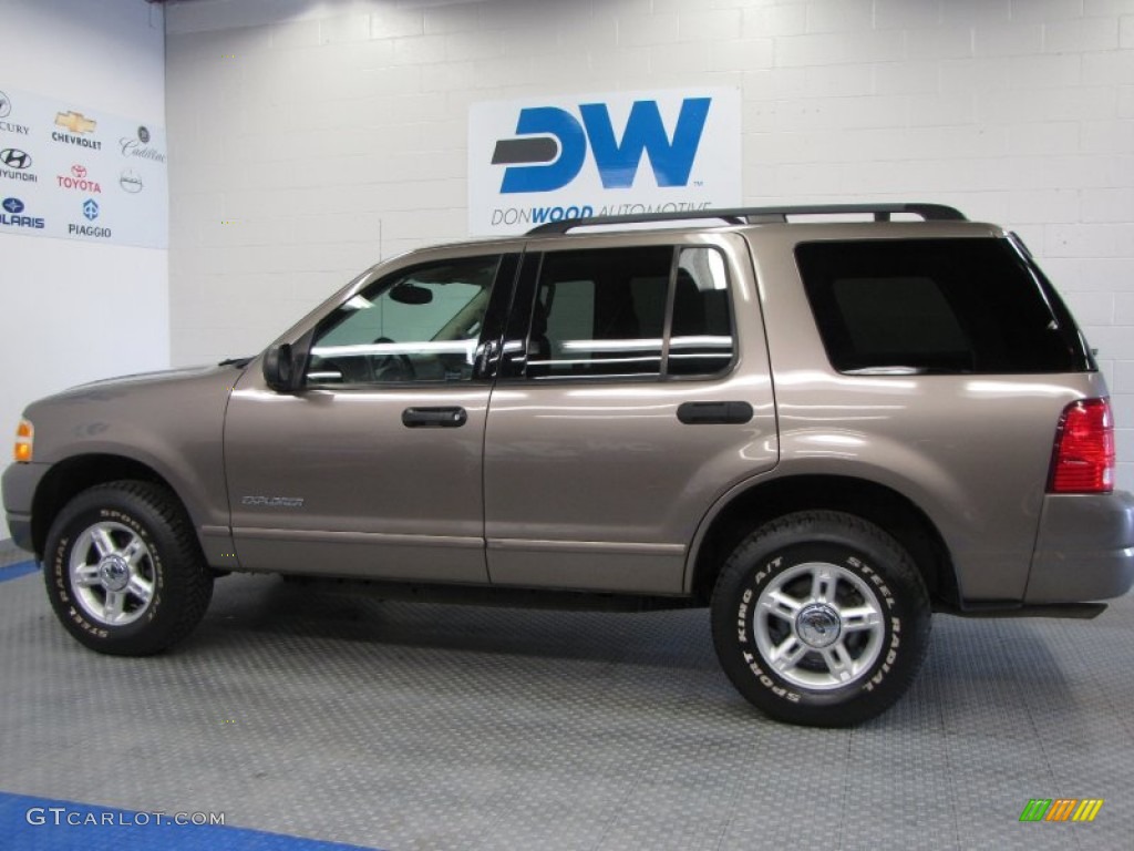2004 Explorer XLT 4x4 - Mineral Grey Metallic / Graphite photo #6
