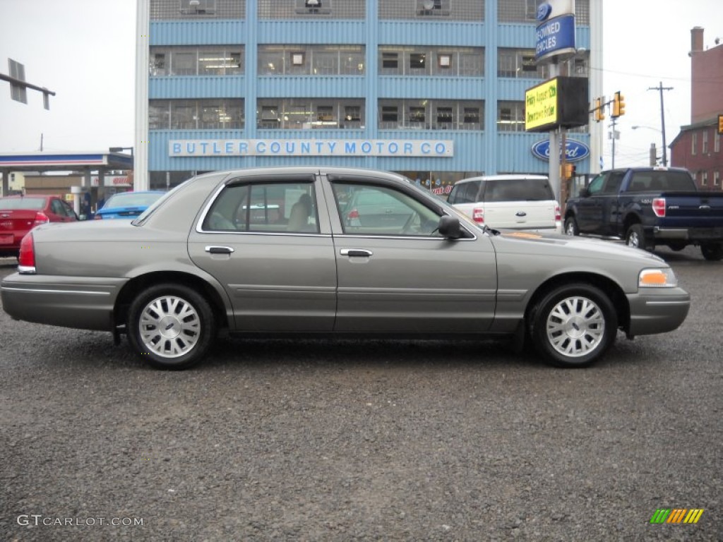 Spruce Green Metallic Ford Crown Victoria