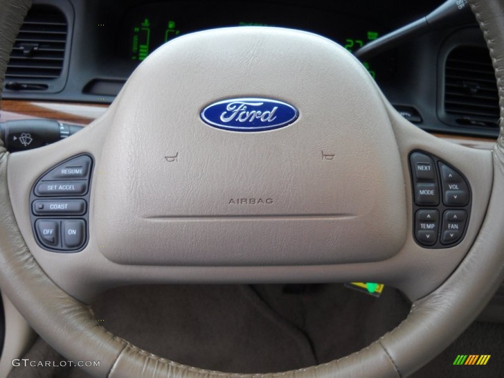 2004 Ford Crown Victoria LX Controls Photo #52496225