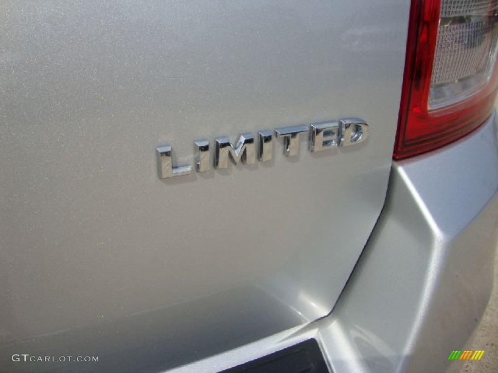 2011 Jeep Compass 2.4 Limited Marks and Logos Photo #52497296