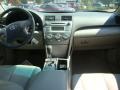 Black - Camry SE Photo No. 27