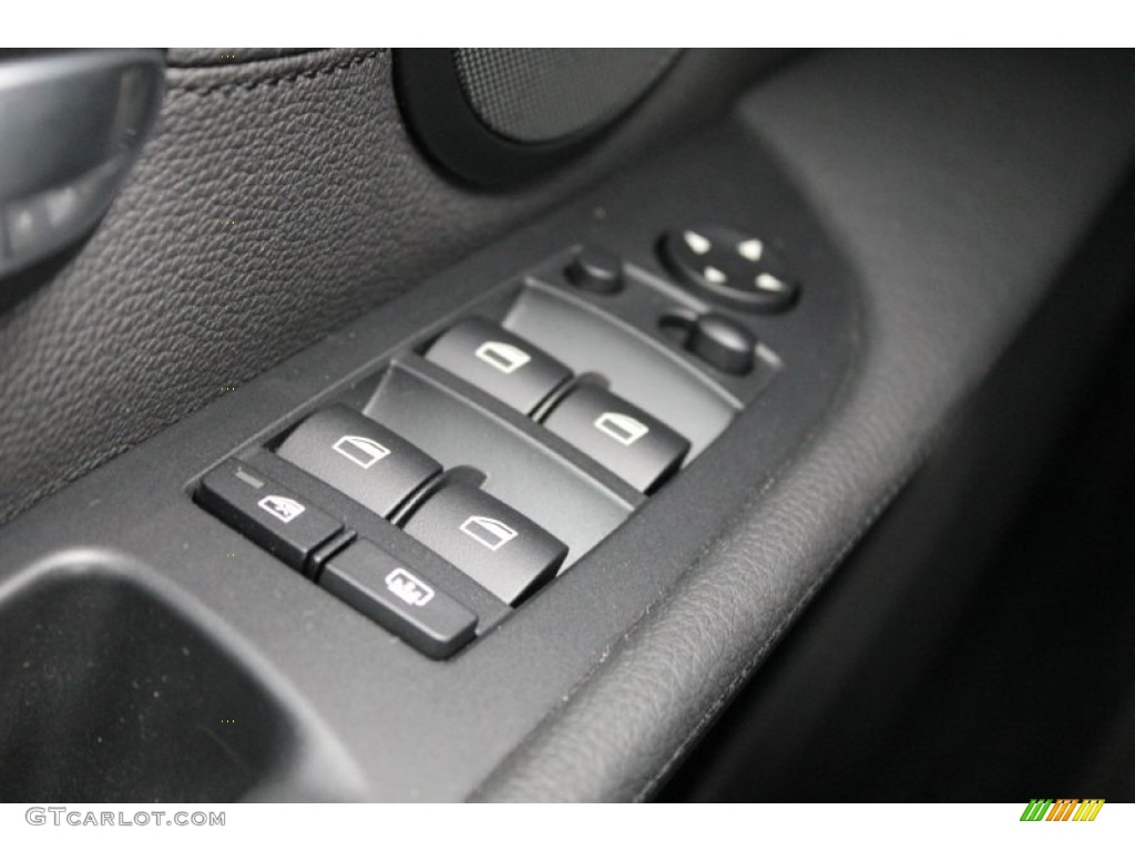 2010 BMW 5 Series 535i Sedan Controls Photo #52498943