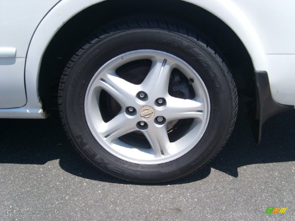 1998 Maxima  - Arctic White Pearl Metallic / Beige photo #8