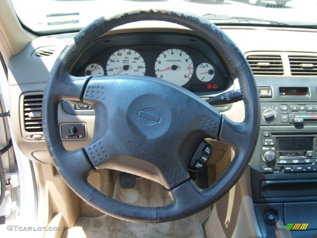 1998 Maxima  - Arctic White Pearl Metallic / Beige photo #13