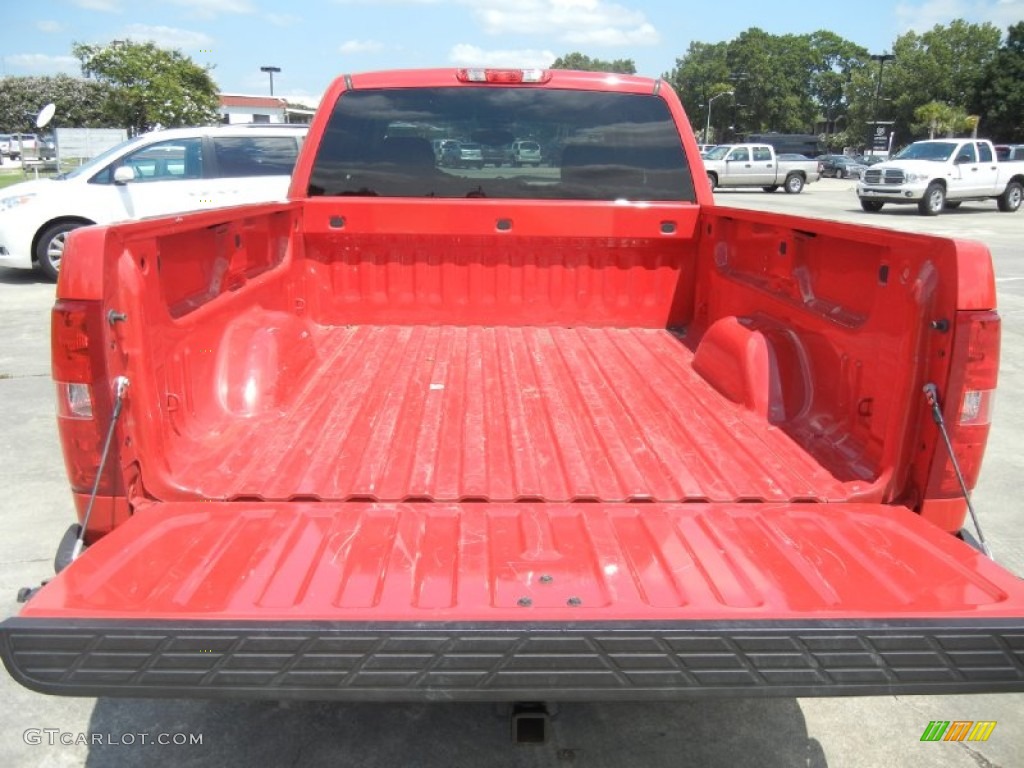 2009 Silverado 1500 LS Extended Cab - Victory Red / Dark Titanium photo #4