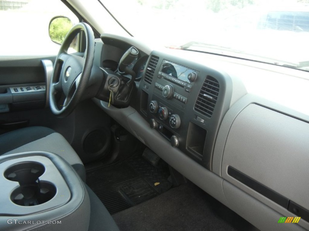 2009 Silverado 1500 LS Extended Cab - Victory Red / Dark Titanium photo #6