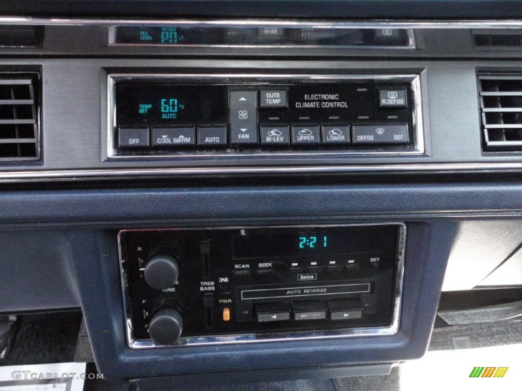 1990 Oldsmobile Eighty-Eight Royale Controls Photos