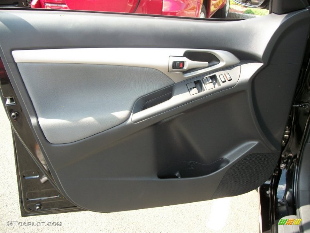 2009 Toyota Matrix XRS Ash Gray Door Panel Photo #52503234