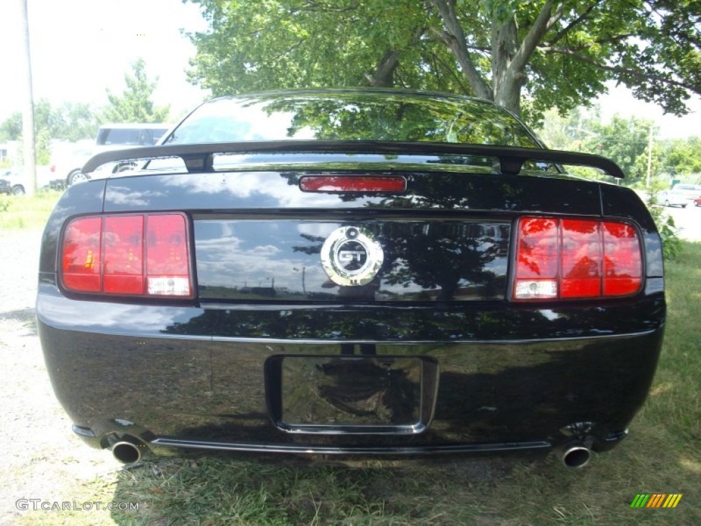 2007 Mustang GT Coupe - Black / Dark Charcoal photo #4