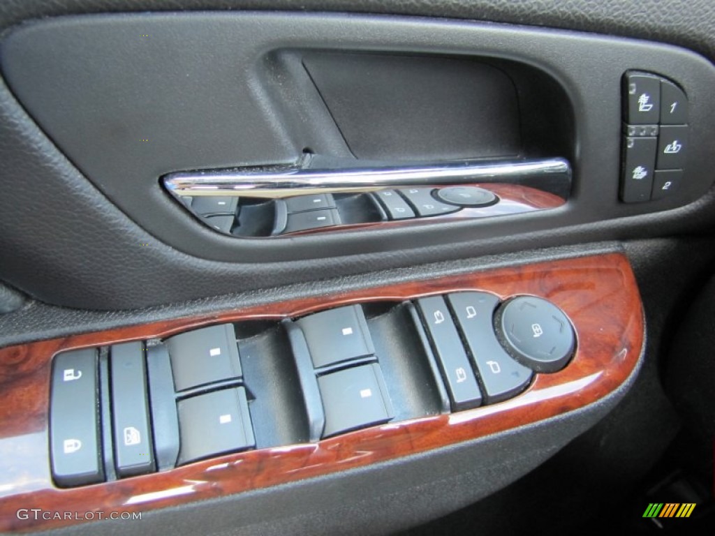 2010 Silverado 1500 LTZ Crew Cab 4x4 - Summit White / Ebony photo #10