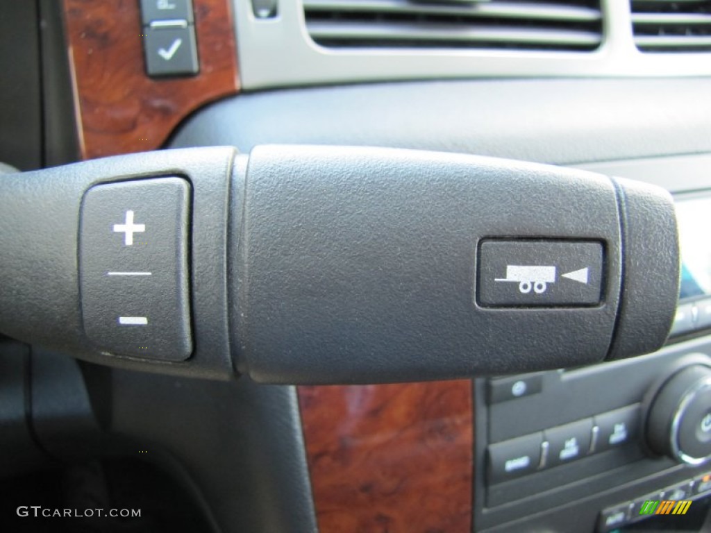 2010 Silverado 1500 LTZ Crew Cab 4x4 - Summit White / Ebony photo #12